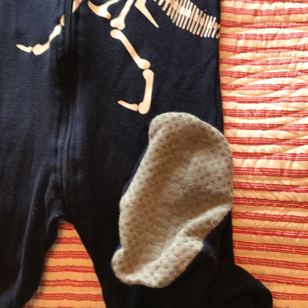 Toddler one-piece pajama - Picture 3 of 4